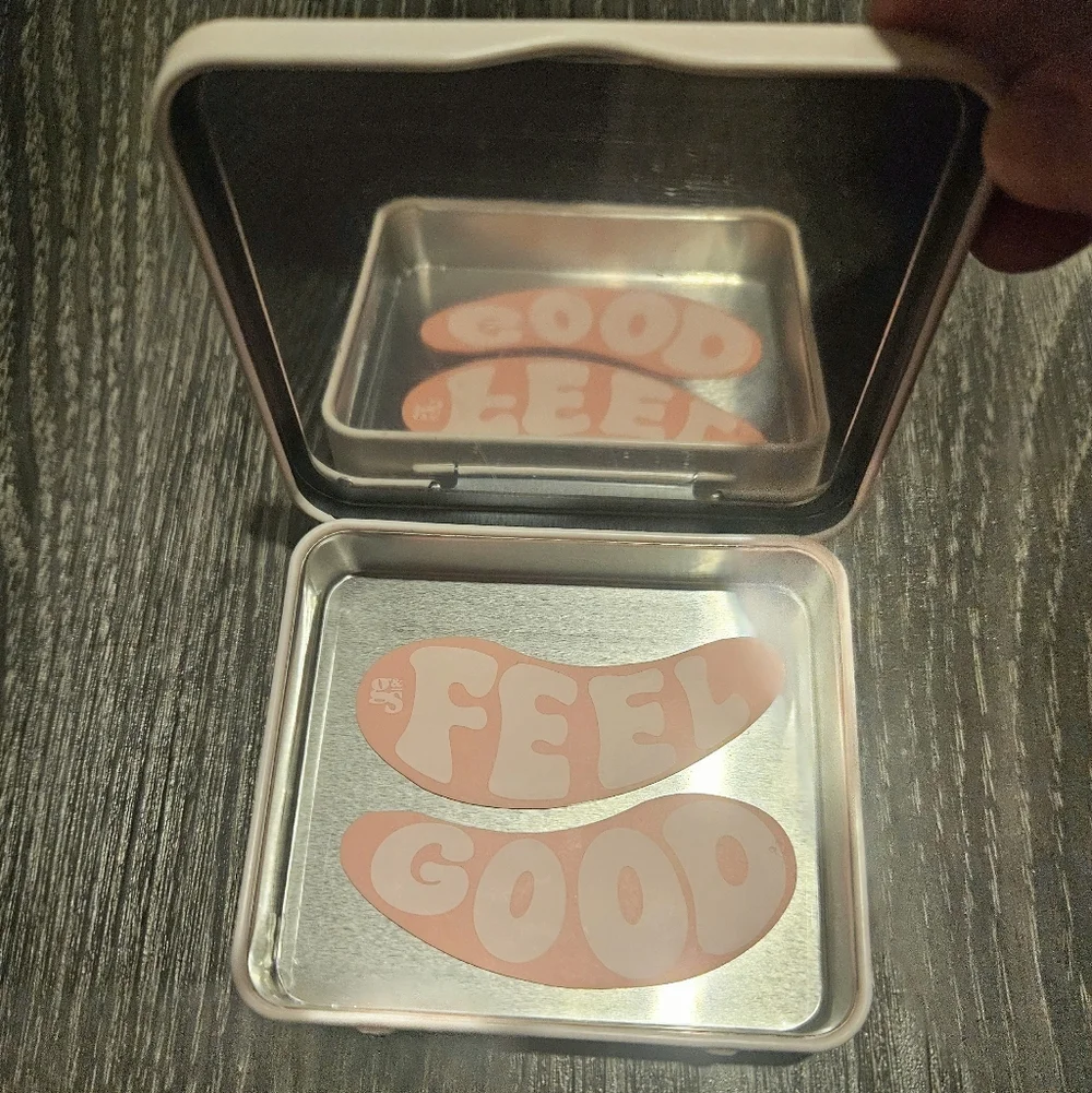 Grace&Stella Reusable Feel-Good Eye Masks. - Picture 2 of 2